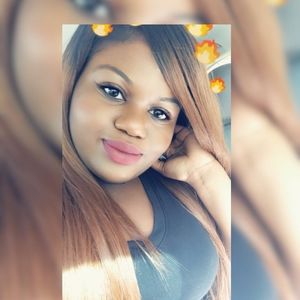 Meet your Posher, Kevia